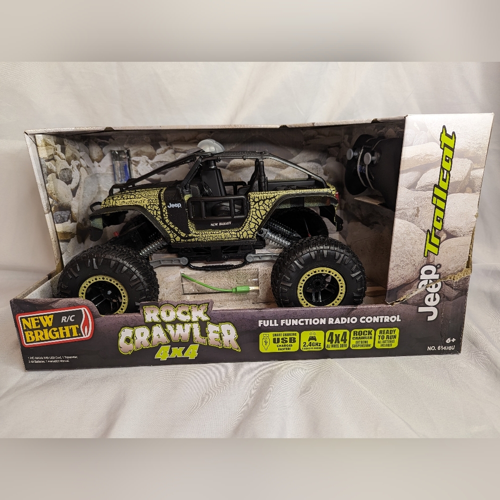 New Bright RC Jeep Trailcat Rock Crawler